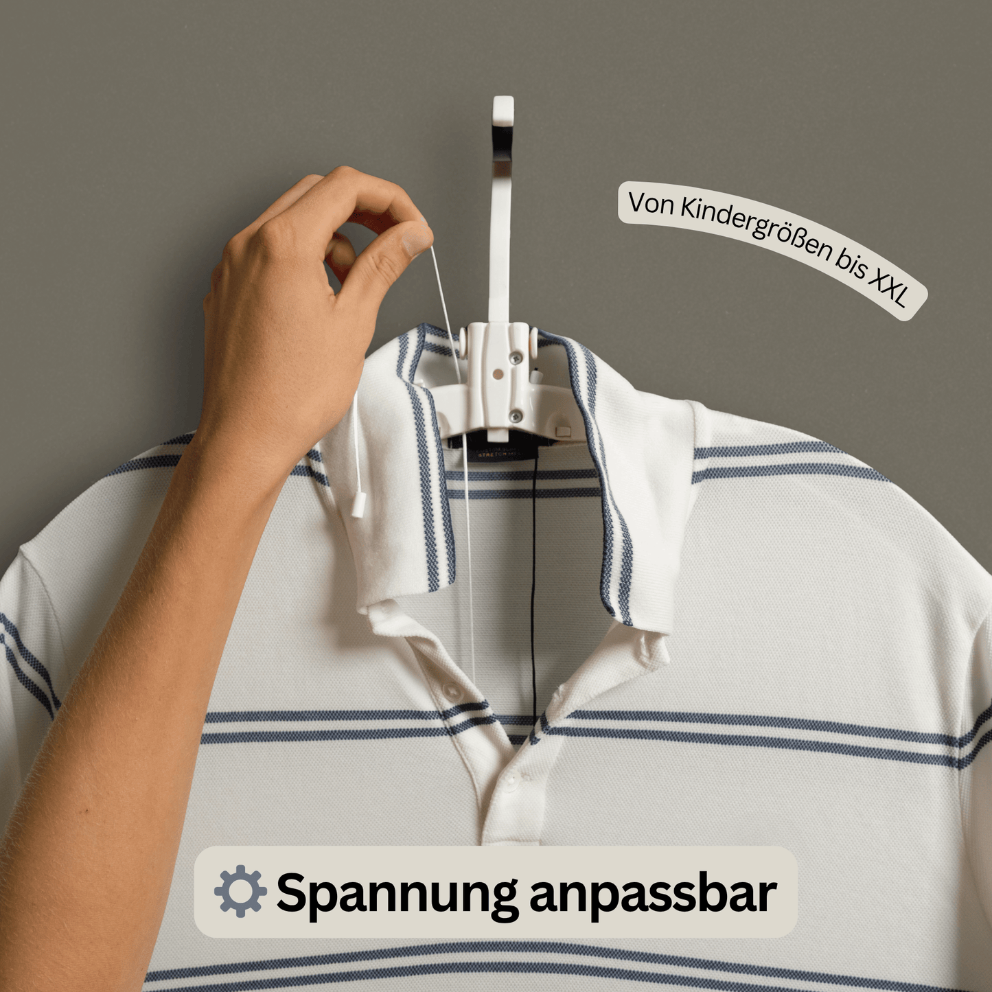 Hand passt die Spannung des Bügel ESEL® Sets an – nachhaltige Alternative zur Bügelpuppe von ESEL® für faltenfreies Trocknen ohne Strom