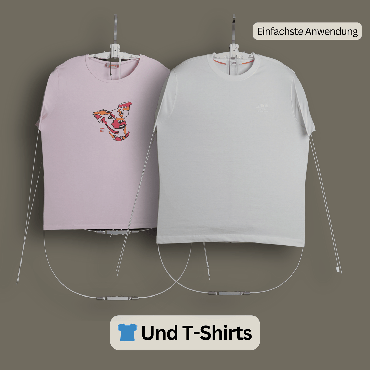 Zwei T-Shirts auf dem Bügel ESEL® Set von ESEL® – einfache Anwendung für faltenfreie Shirts, ideal als nachhaltige Bügelhilfe ohne Bügeleisen